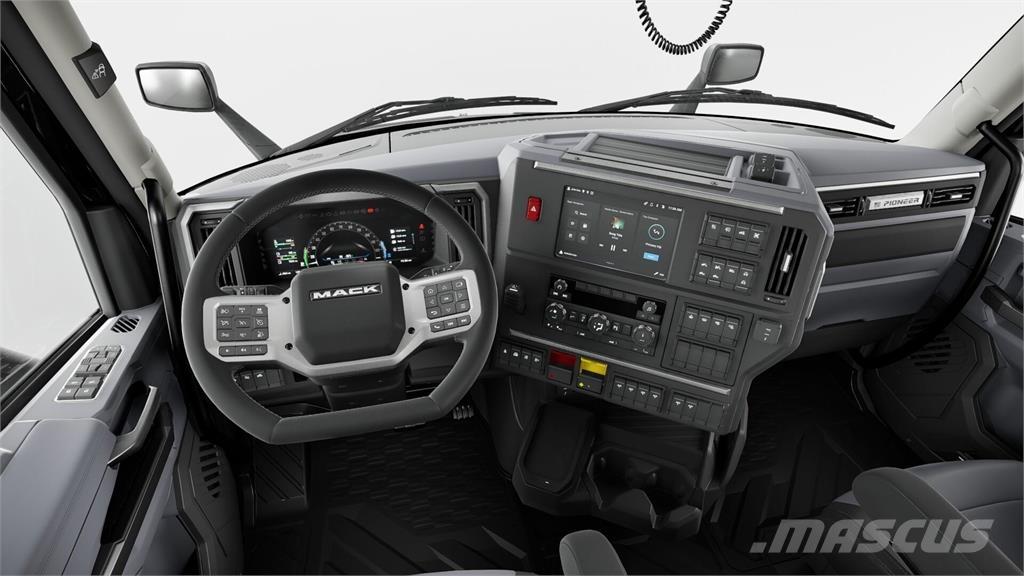 Mack PR64T Motrici e Trattori Stradali