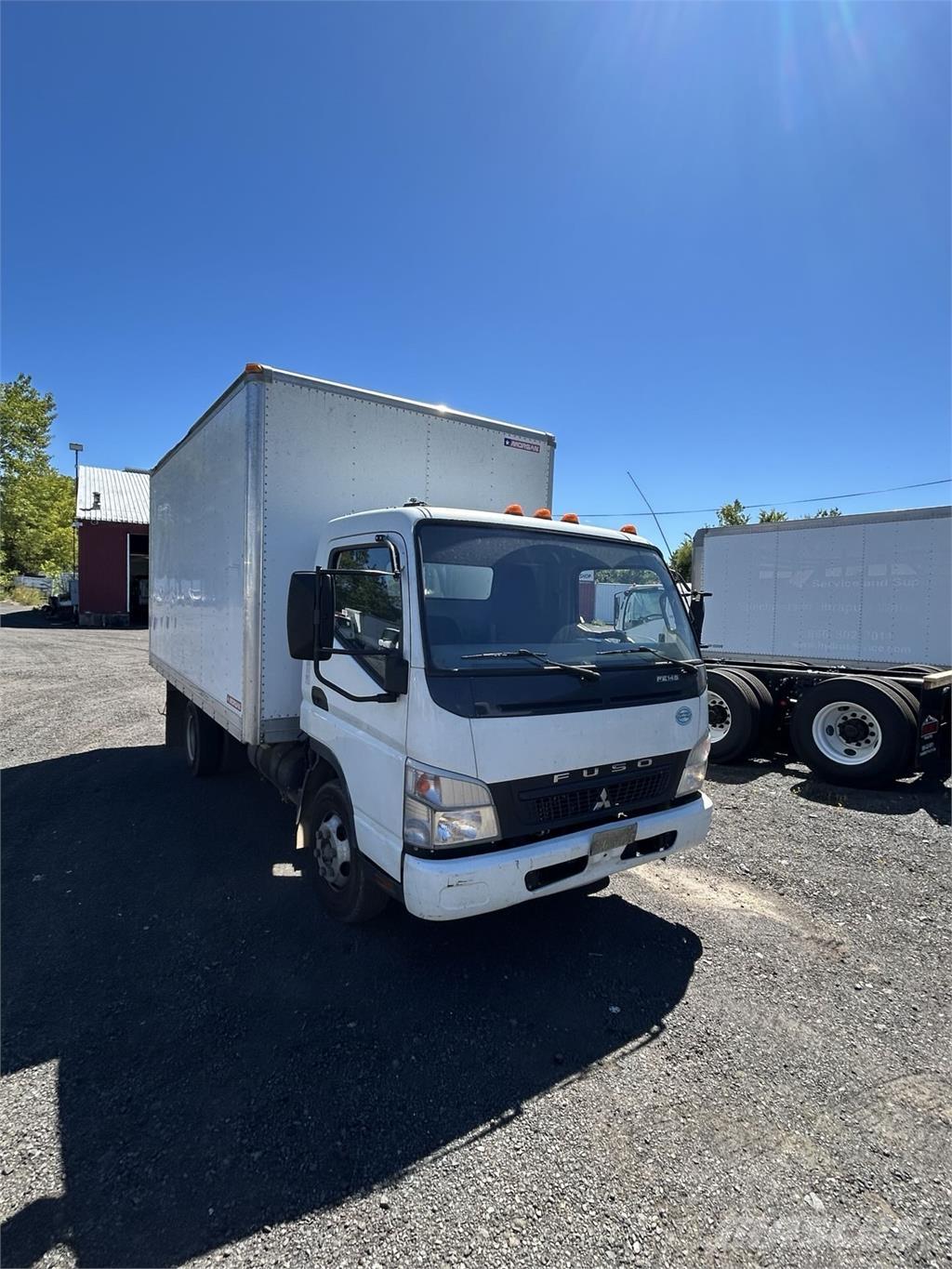 Mitsubishi FUSO FE140 Camion cassonati