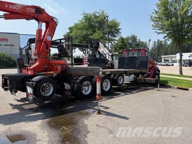 Sterling TRUCK LT9522 Motrici e Trattori Stradali