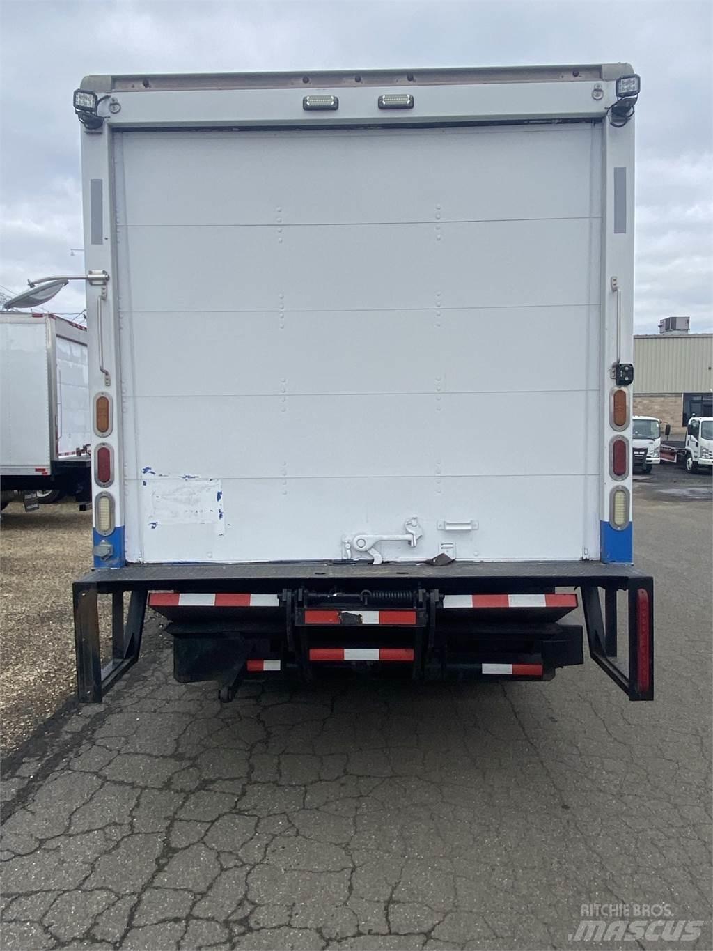 Supreme 14 foot Camion altro