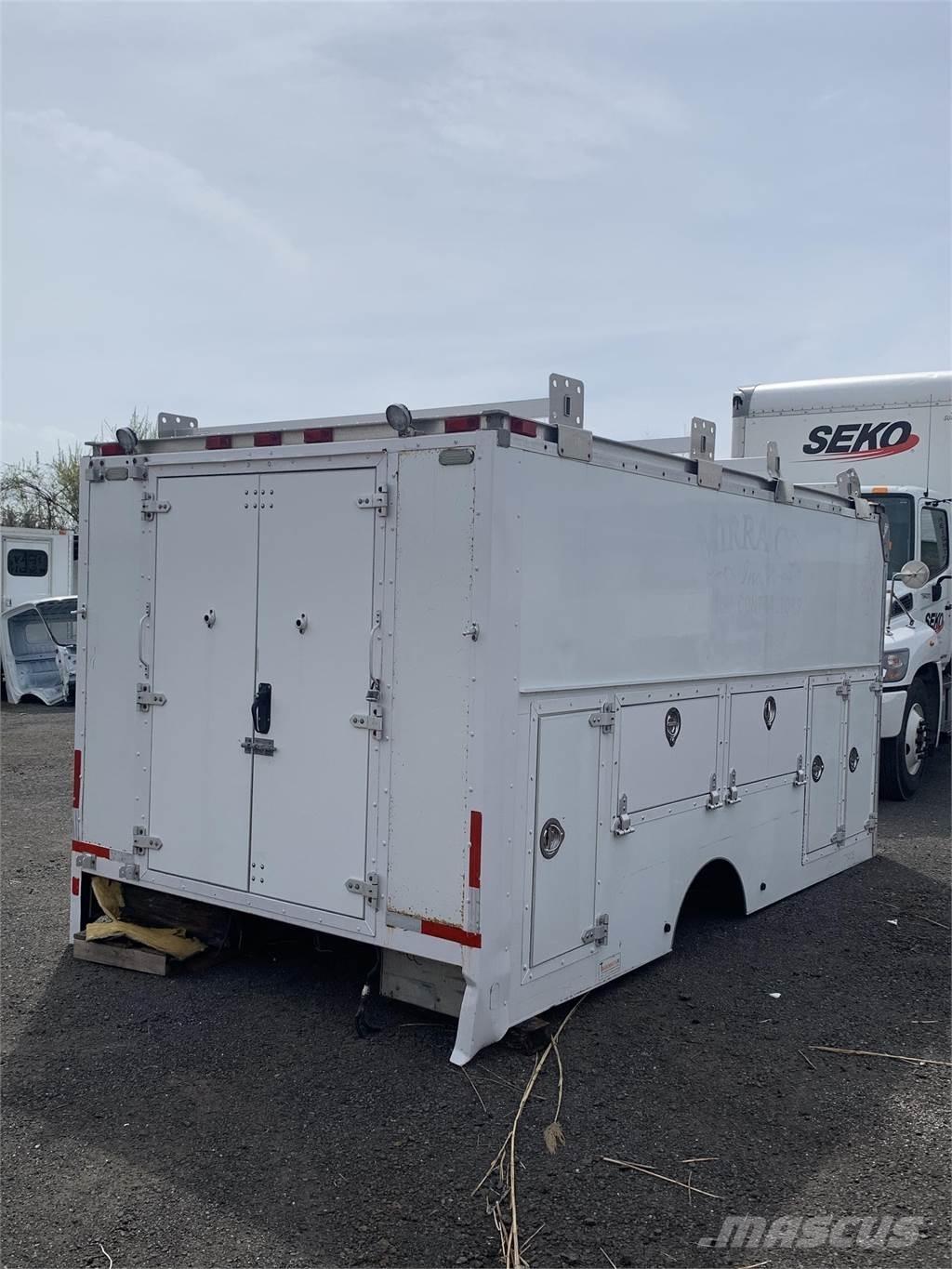  utilimaster 15 Foot Camion altro
