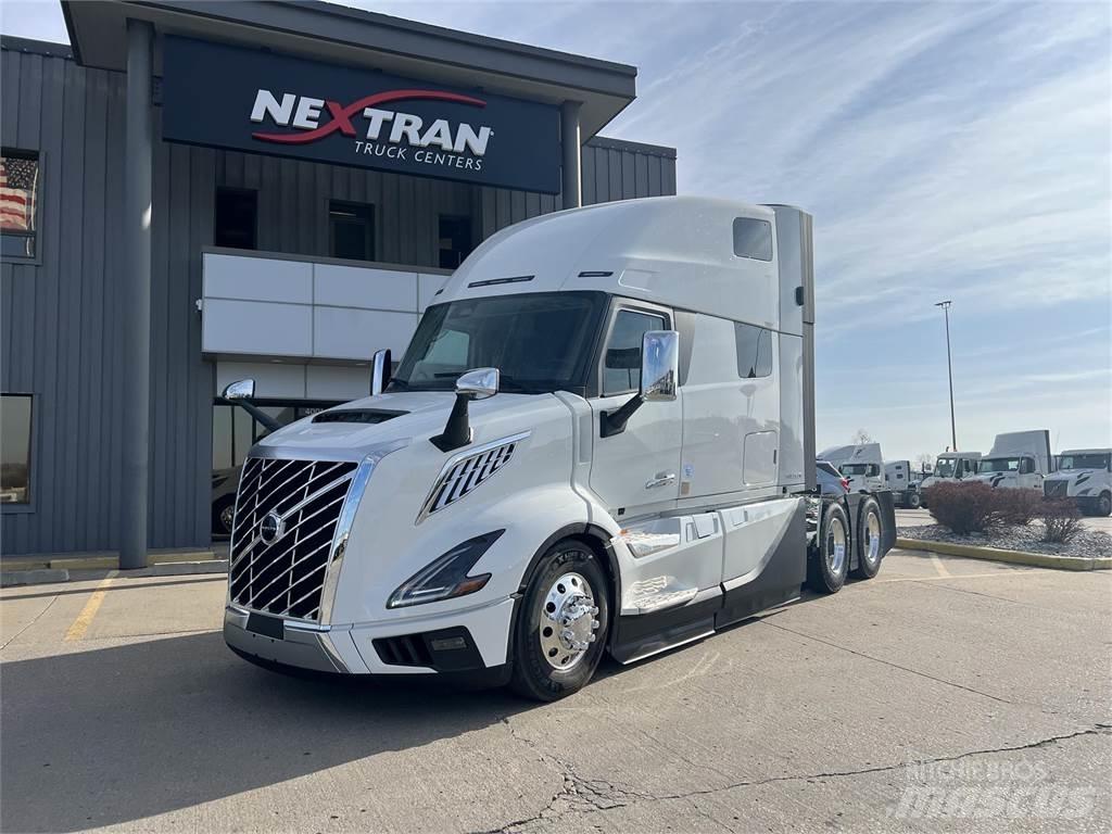 Volvo NEW VNL860 Motrici e Trattori Stradali