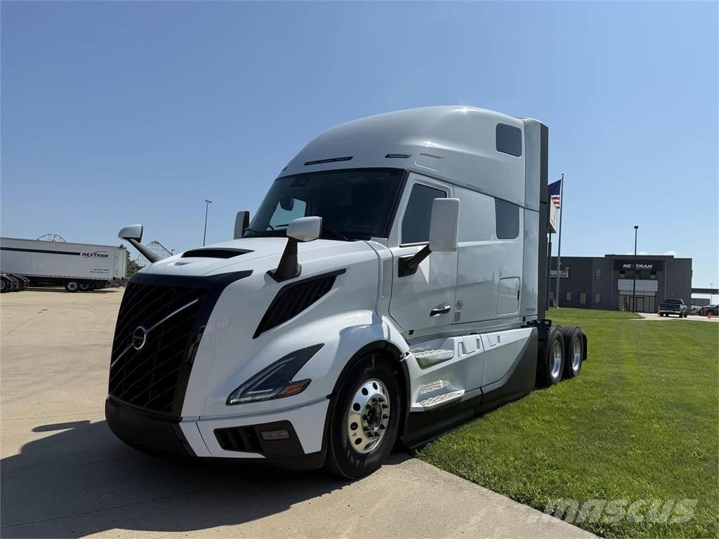 Volvo NEW VNL860 Motrici e Trattori Stradali