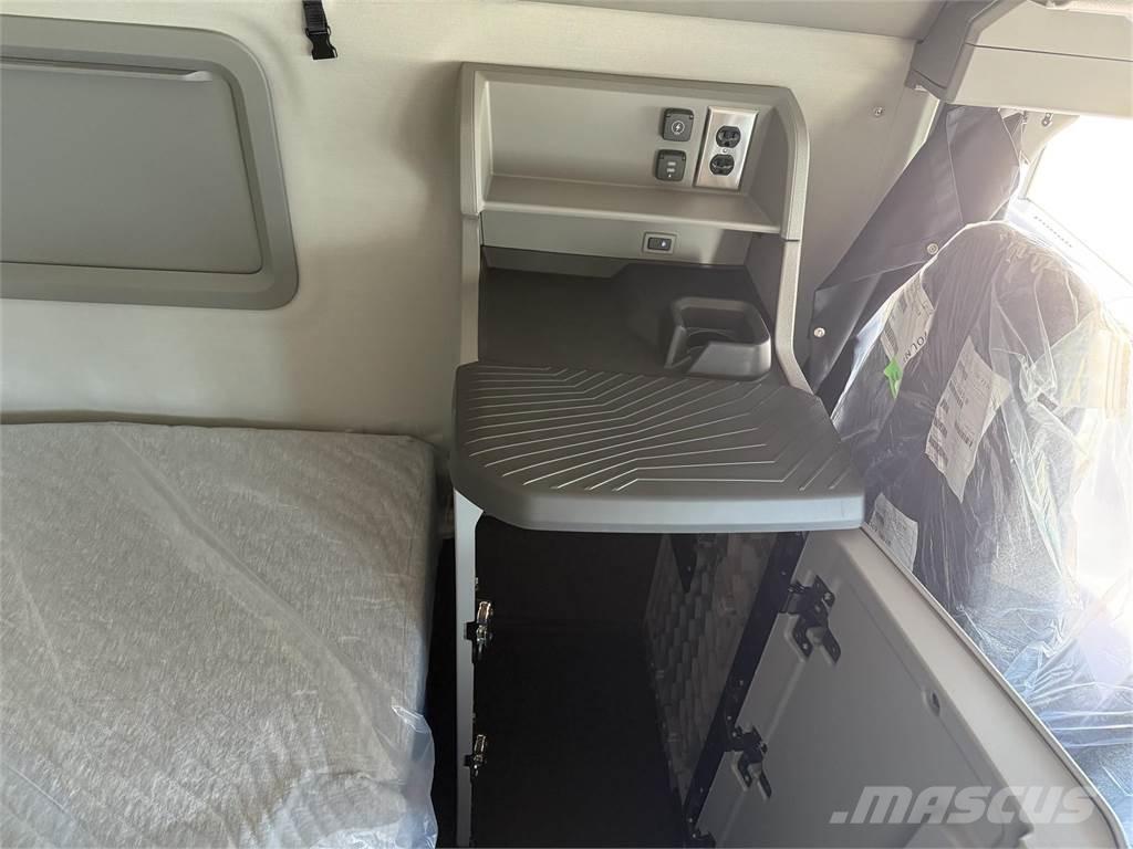 Volvo NEW VNL860 Motrici e Trattori Stradali