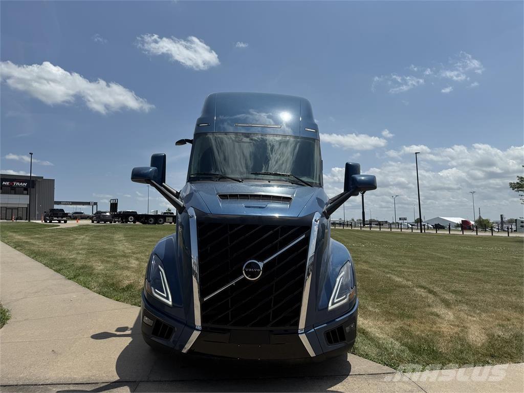 Volvo NEW VNL860 Motrici e Trattori Stradali