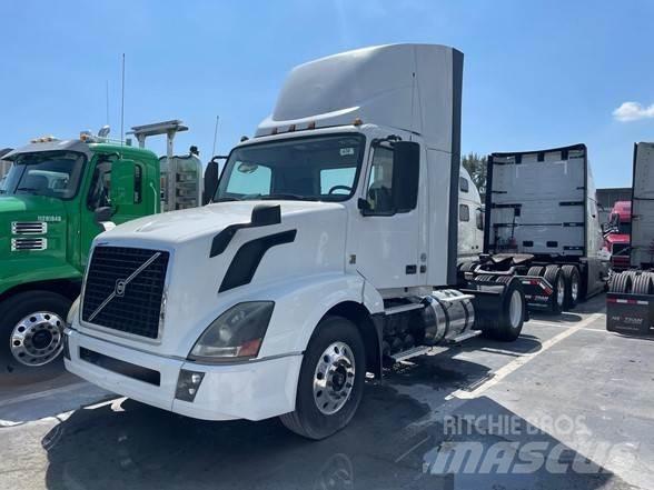 Volvo VNL42T Motrici e Trattori Stradali