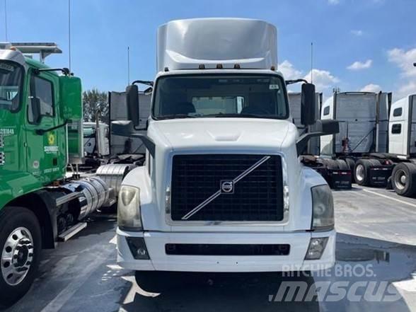 Volvo VNL42T Motrici e Trattori Stradali