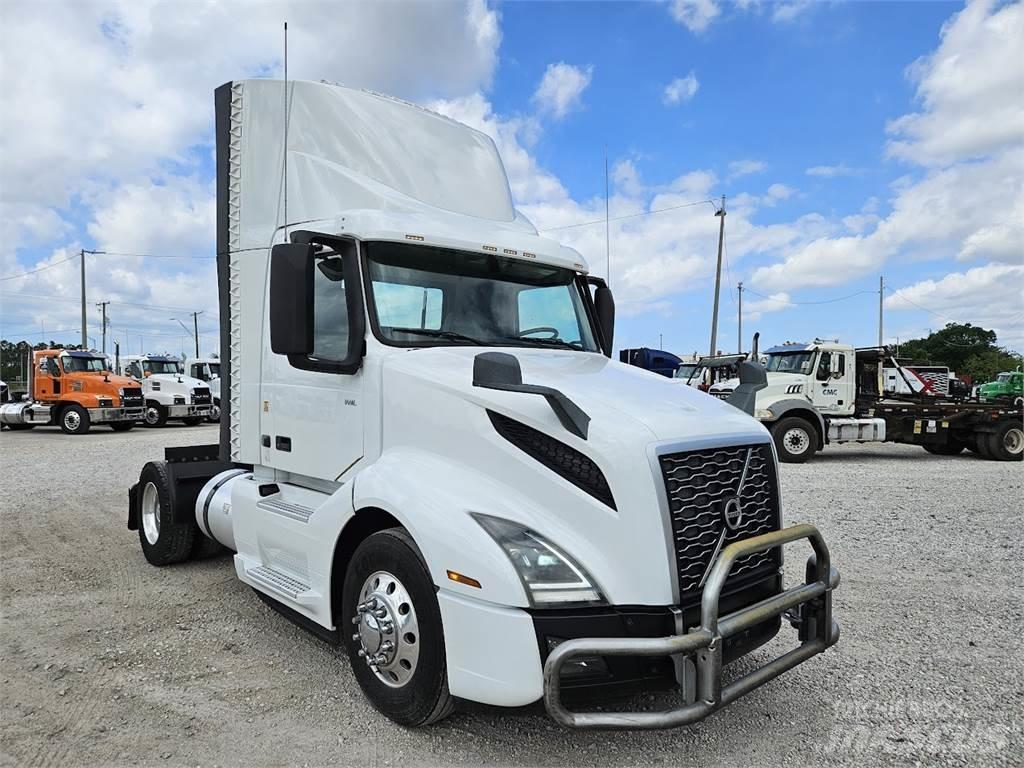 Volvo VNL42T300 Motrici e Trattori Stradali