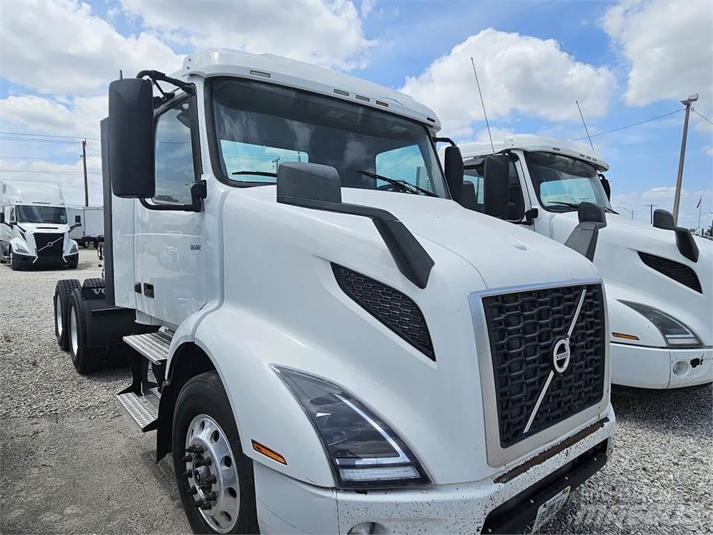 Volvo VNL64T300 Motrici e Trattori Stradali