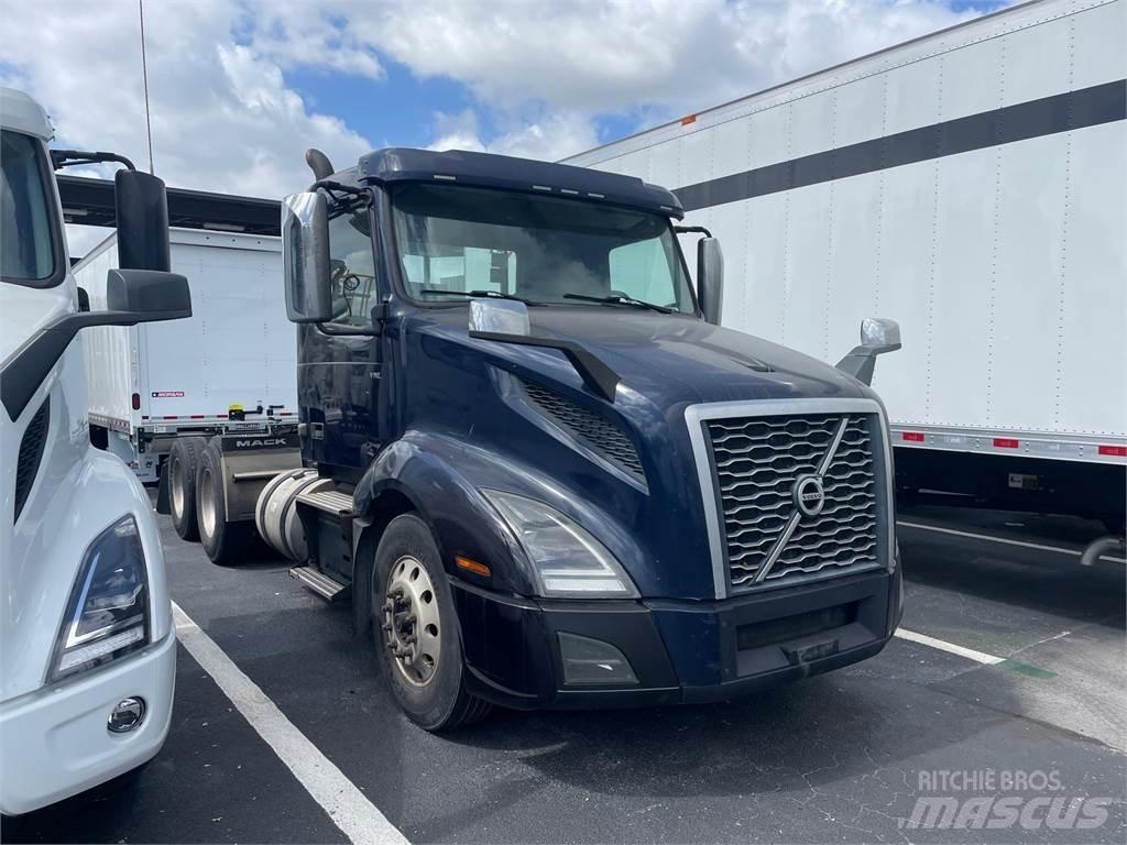 Volvo VNL64T300 Motrici e Trattori Stradali