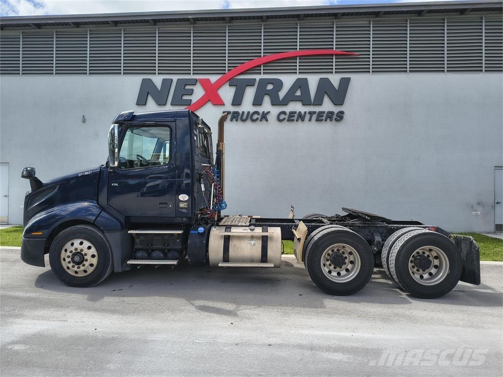 Volvo VNL64T300 Motrici e Trattori Stradali