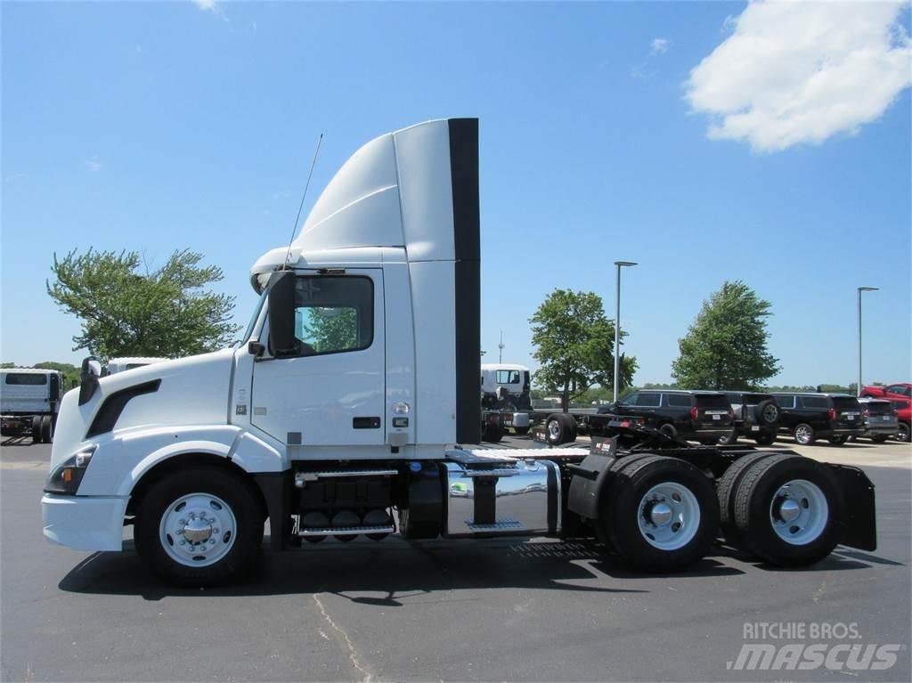Volvo VNL64T300 Motrici e Trattori Stradali
