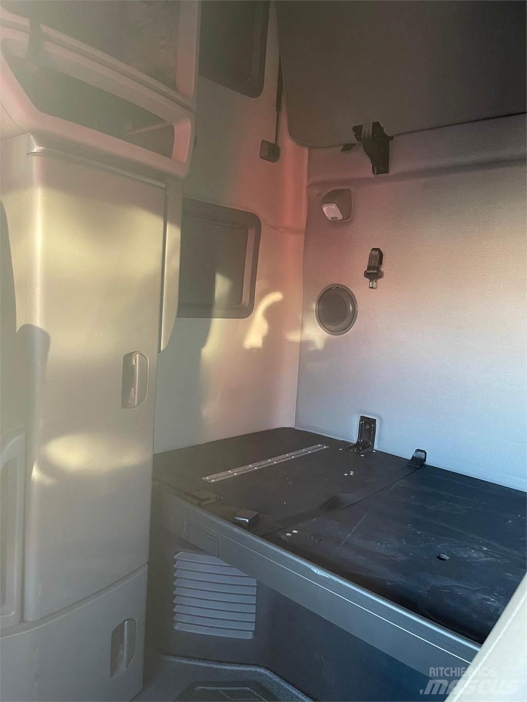 Volvo VNL64T760 Motrici e Trattori Stradali