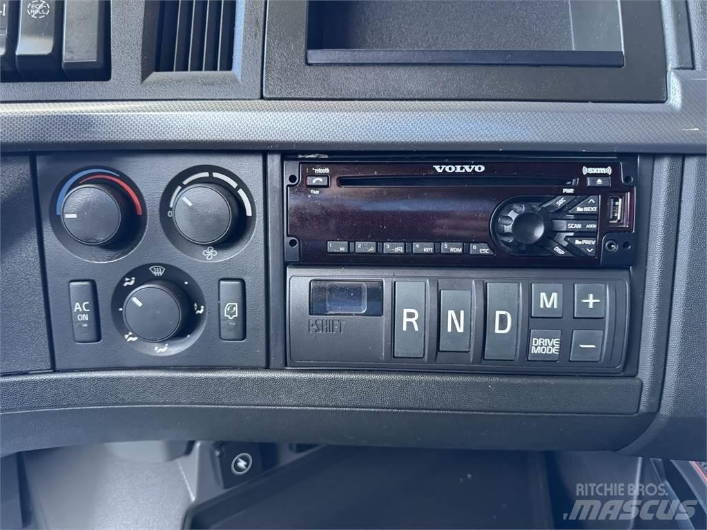 Volvo VNL64T760 Motrici e Trattori Stradali