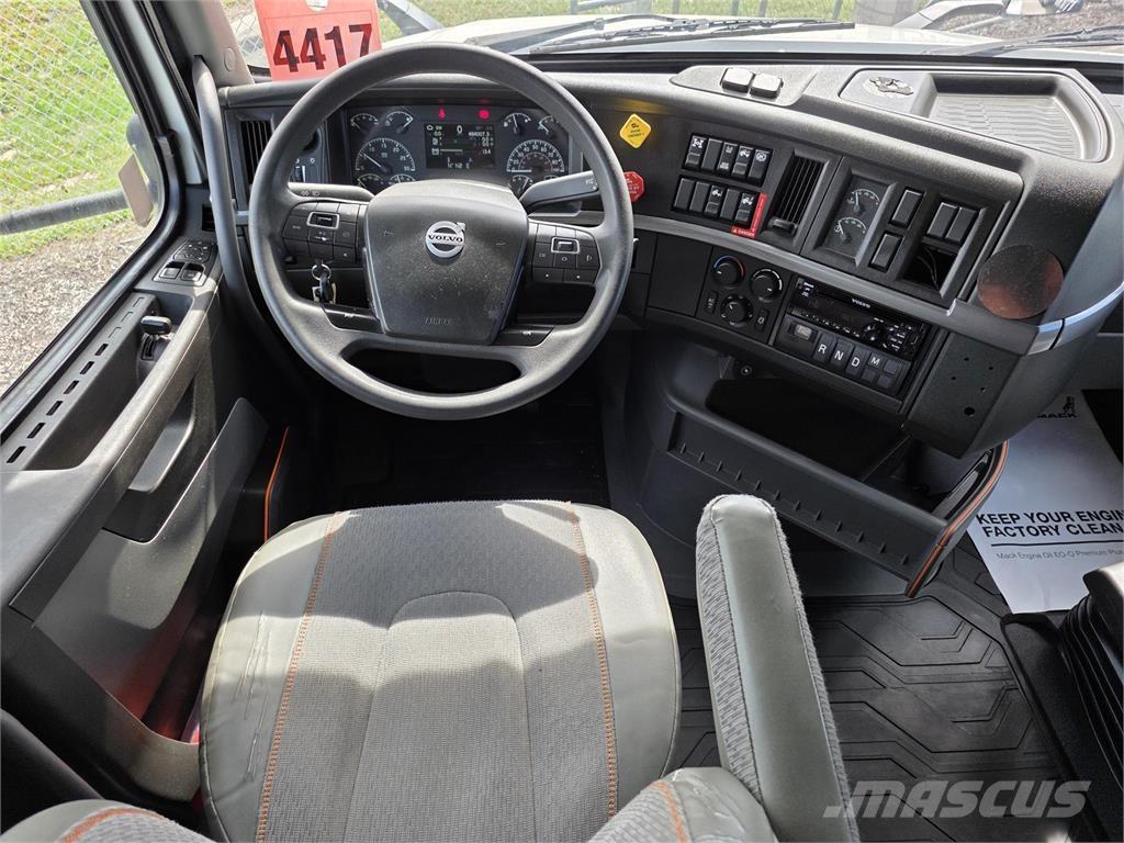 Volvo VNL64T760 Motrici e Trattori Stradali