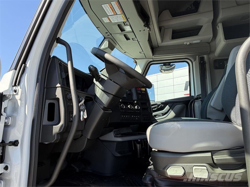 Volvo VNL64T860 Motrici e Trattori Stradali