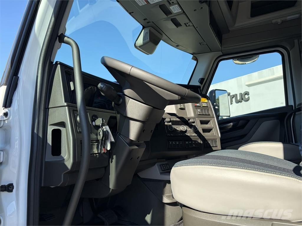 Volvo VNL64T860 Motrici e Trattori Stradali