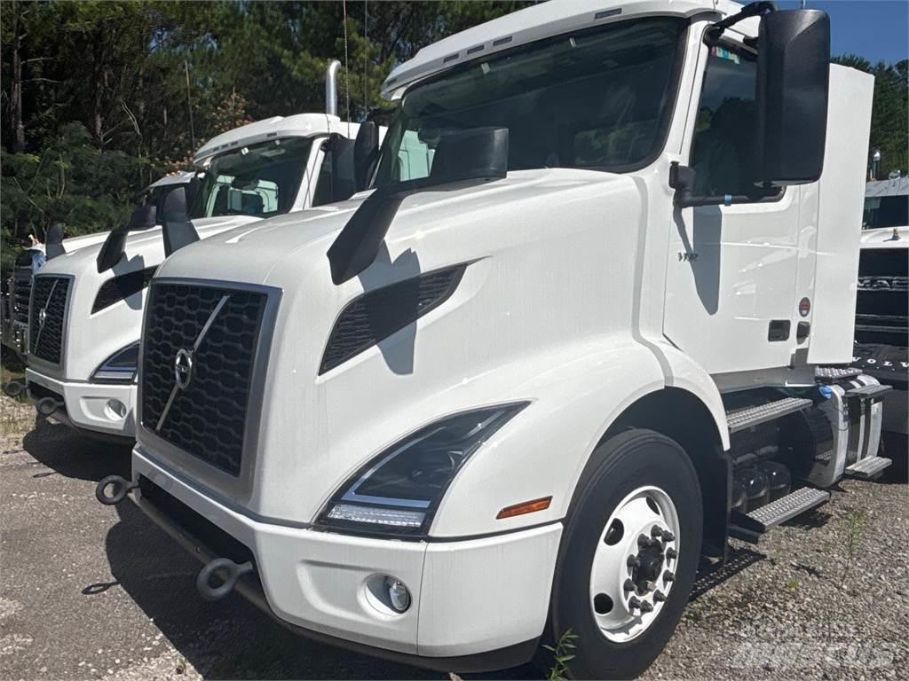 Volvo VNR42T300 Motrici e Trattori Stradali