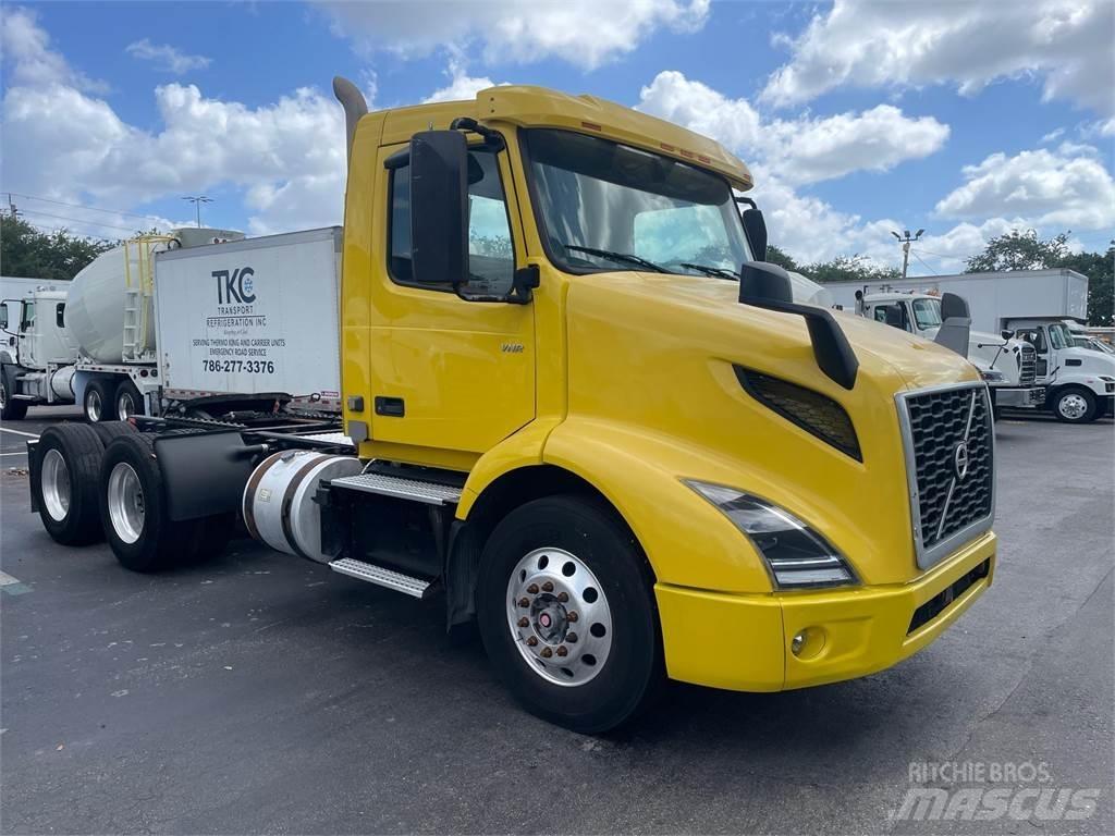Volvo VNR64T300 Motrici e Trattori Stradali