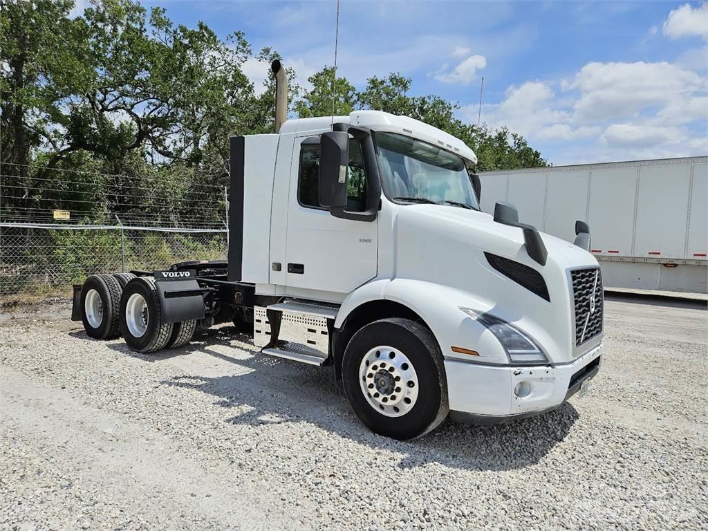 Volvo VNR64T300 Motrici e Trattori Stradali