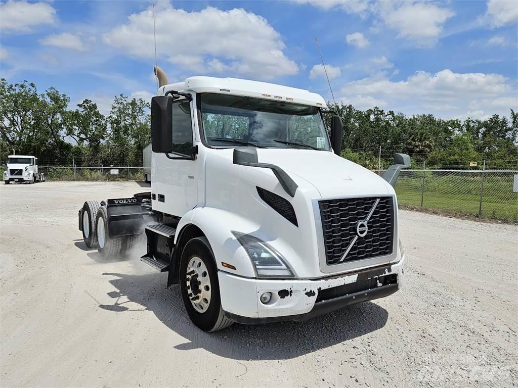 Volvo VNR64T300 Motrici e Trattori Stradali