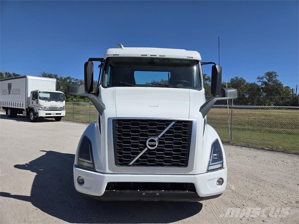 Volvo VNR64T300 Motrici e Trattori Stradali