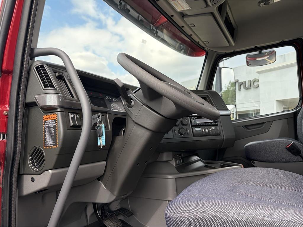 Volvo VNR64T300 Motrici e Trattori Stradali
