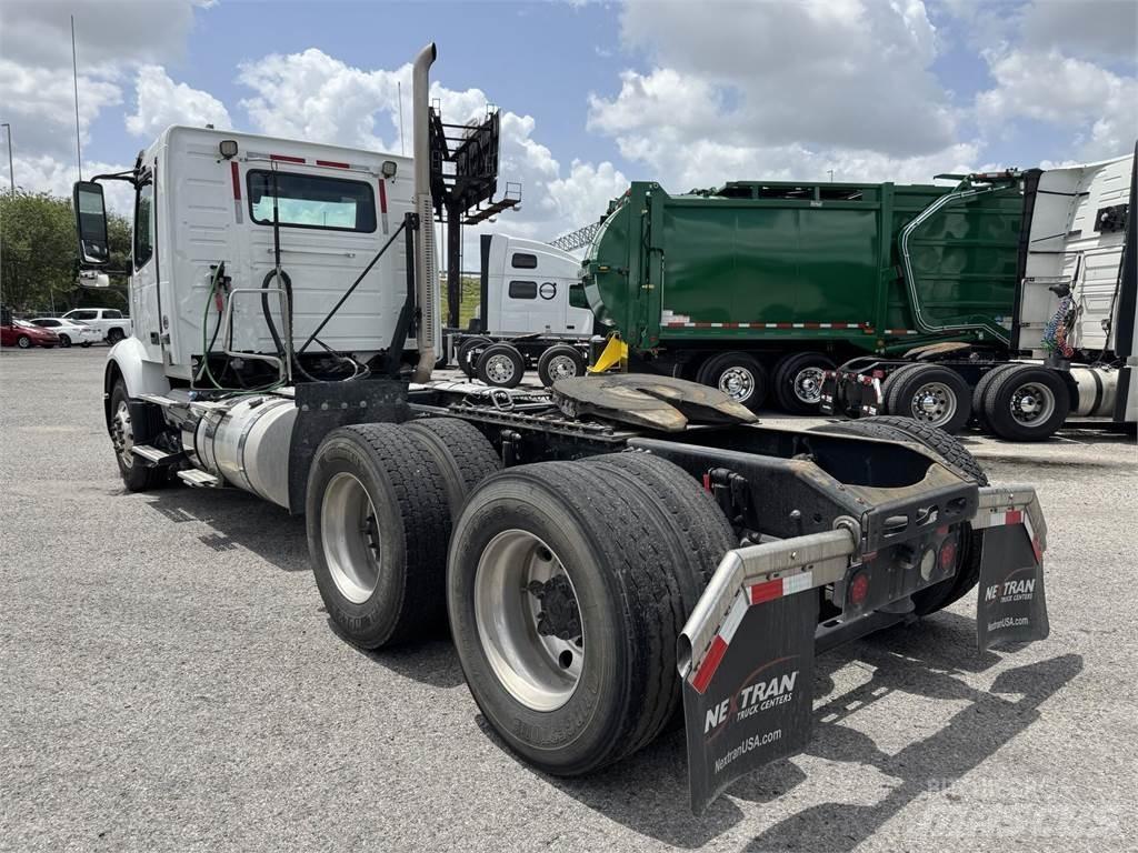 Volvo VNR64T300 Motrici e Trattori Stradali
