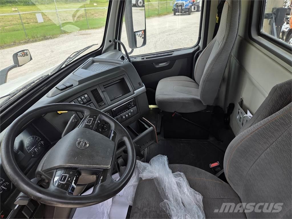 Volvo VNR64T300 Motrici e Trattori Stradali