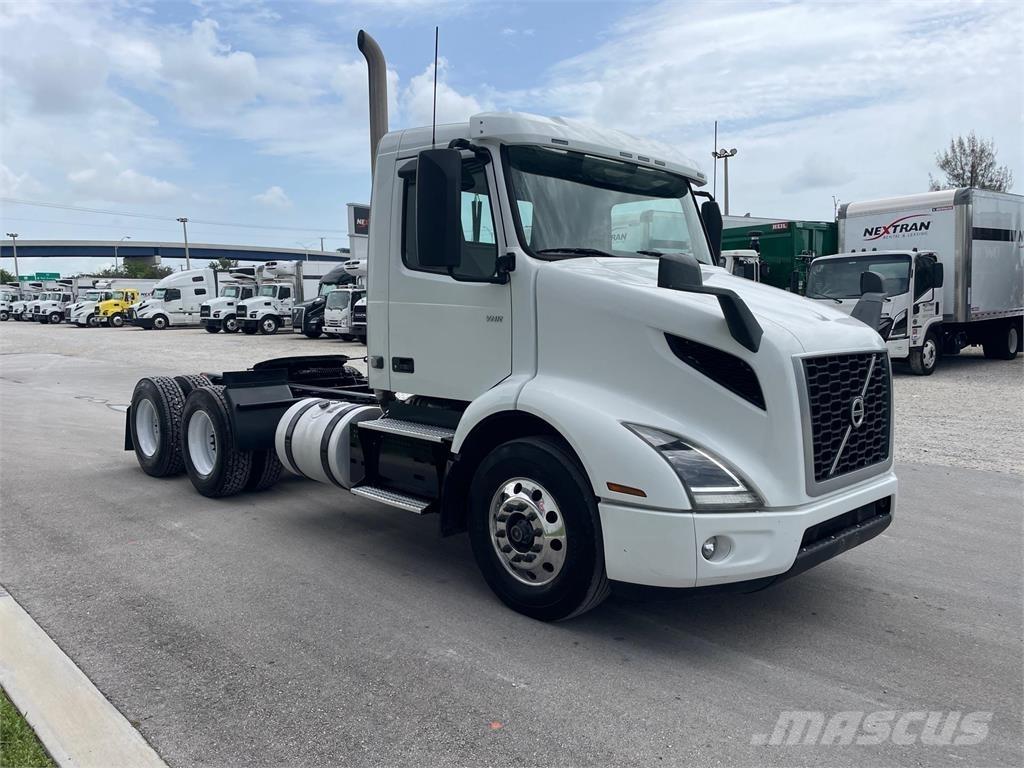 Volvo VNR64T300 Motrici e Trattori Stradali