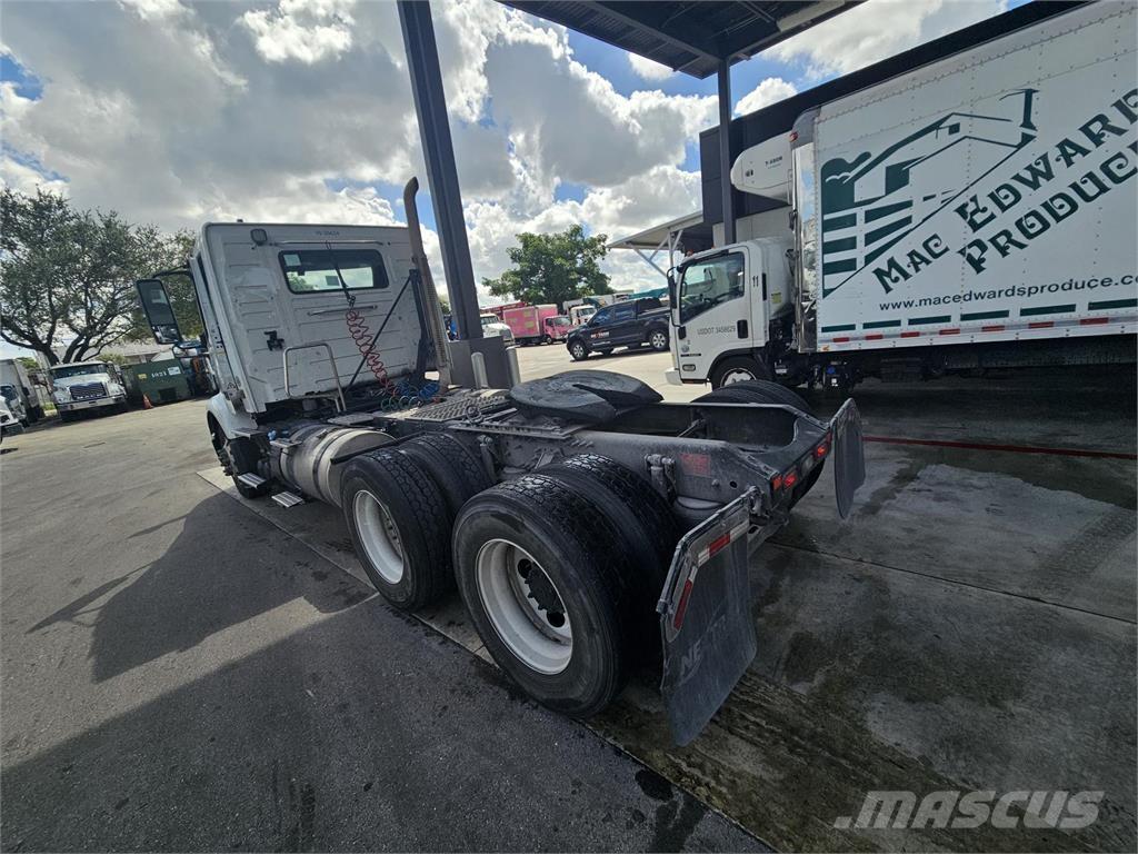 Volvo VNR64T300 Motrici e Trattori Stradali