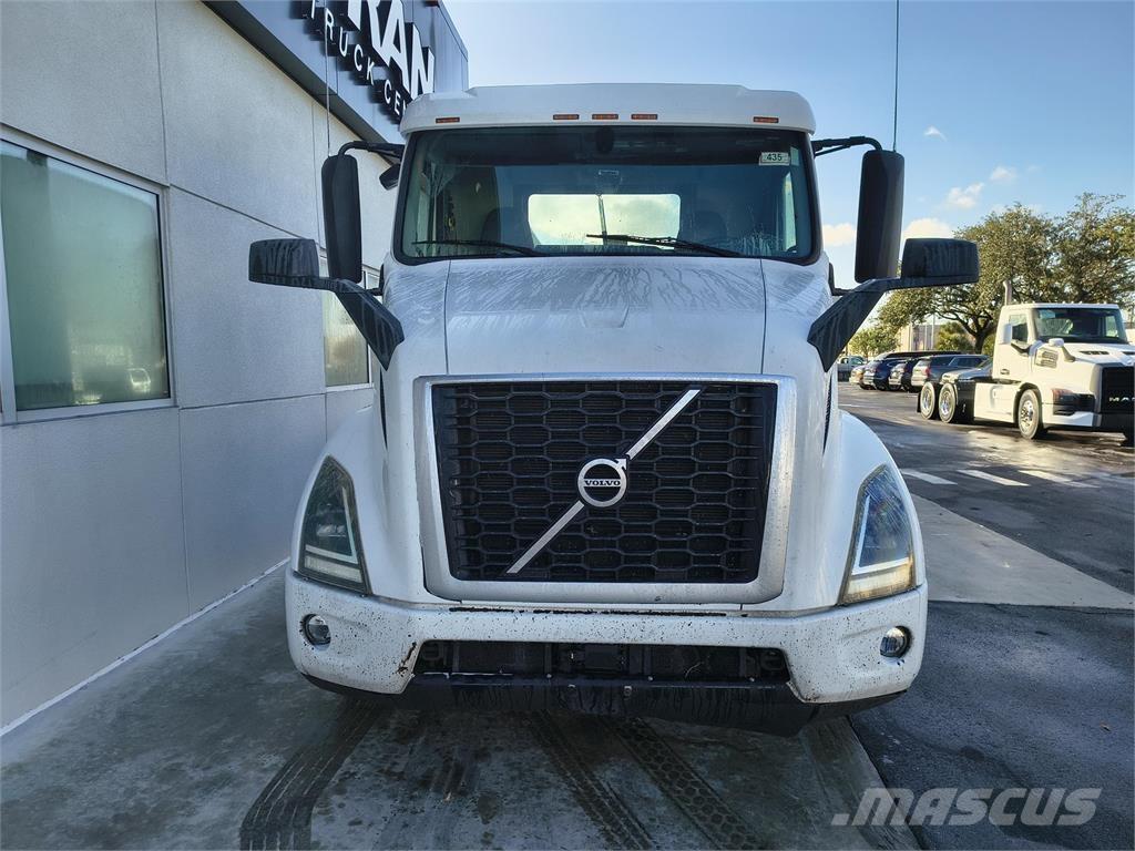 Volvo VNR64T300 Motrici e Trattori Stradali