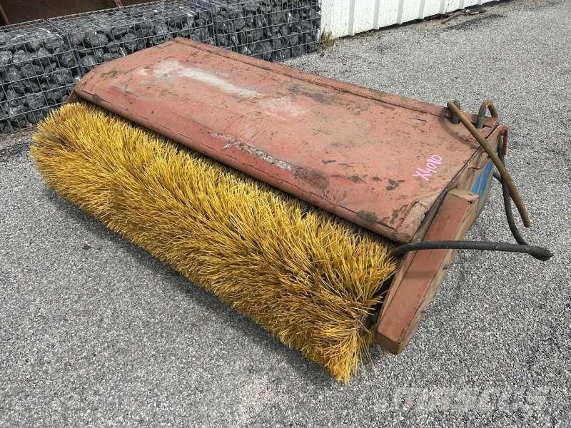  AUTRE 1700mm Autocarro spazzatrice