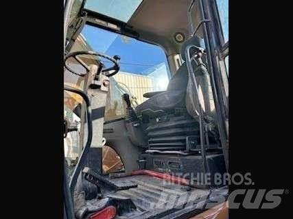CASE WX210 Escavatori gommati