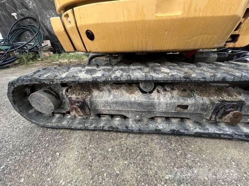 CAT 302.7DCR Miniescavatori