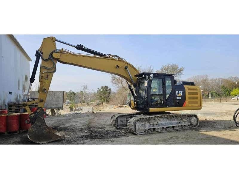 CAT 323F Escavatori cingolati