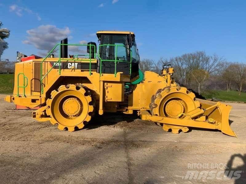 CAT 825H Compattatrici