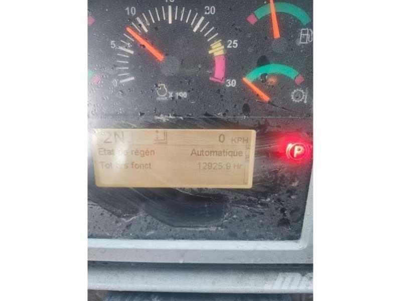 CAT 950K Pale gommate