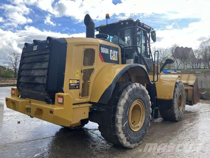 CAT 966M Pale gommate