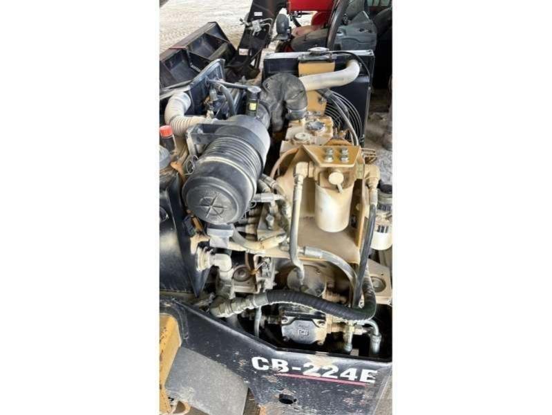 CAT CB-224E Compattatori da suolo