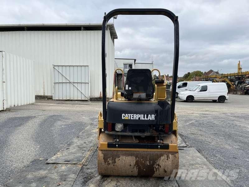CAT CB-224E Compattatori da suolo