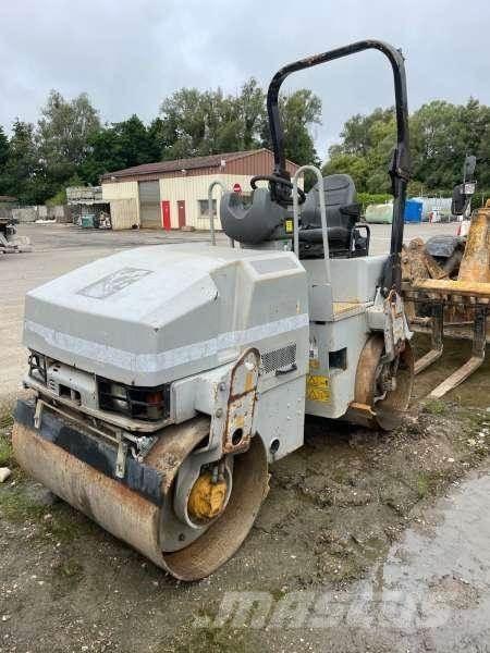 CAT CB224 Compattatori da suolo