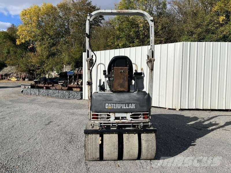 CAT CB225E Compattatori da suolo