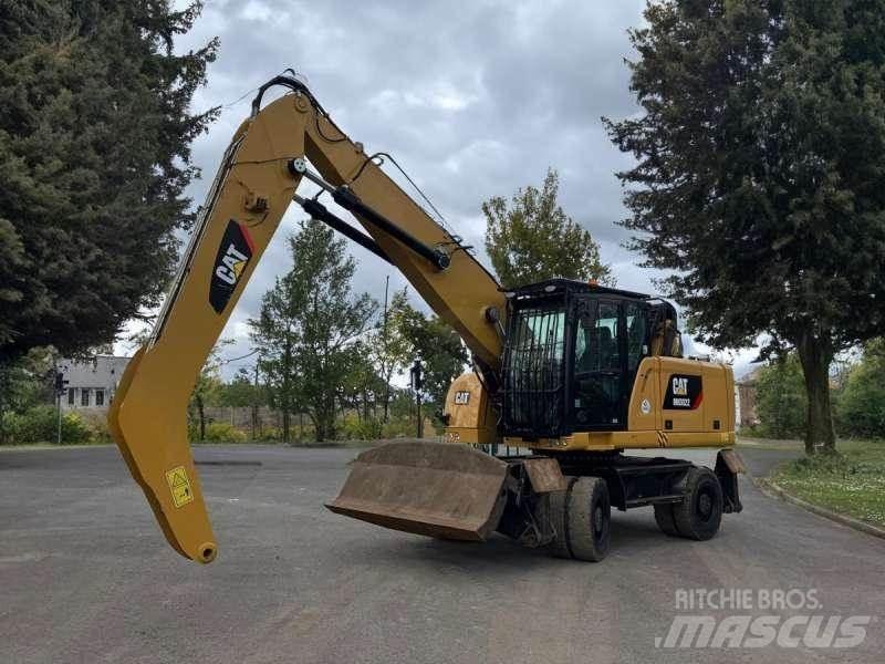 CAT MH3022 Movimentazione rifiuti