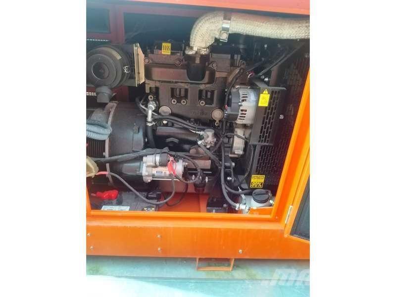  Gruau 22 KVA Generatori diesel