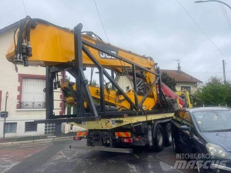 JCB JS360 Escavatori da demolizione
