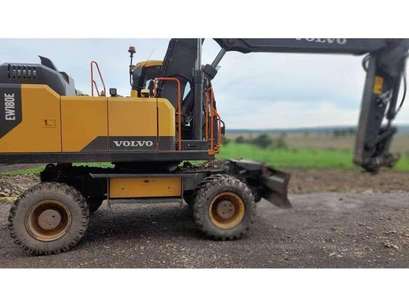 Volvo EW180E Escavatori gommati
