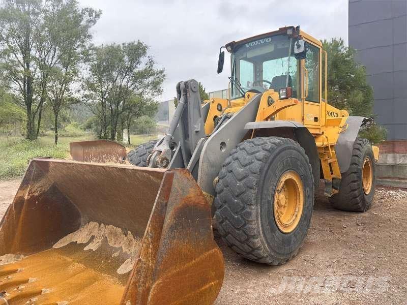 Volvo L110E Pale gommate