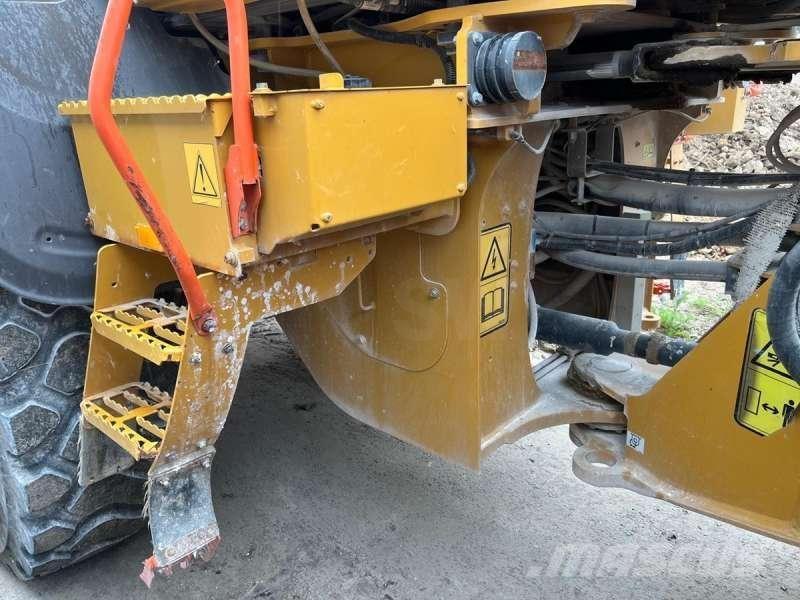 Volvo L110H Pale gommate