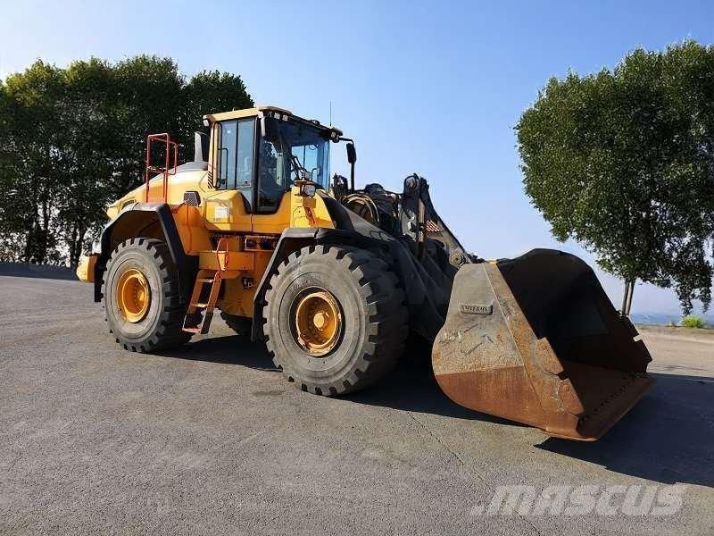 Volvo L150H Pale gommate
